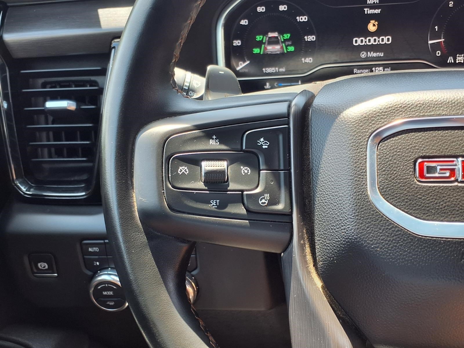 Used 2025 GMC Sierra 1500 AT4 AWD/4WD image 23