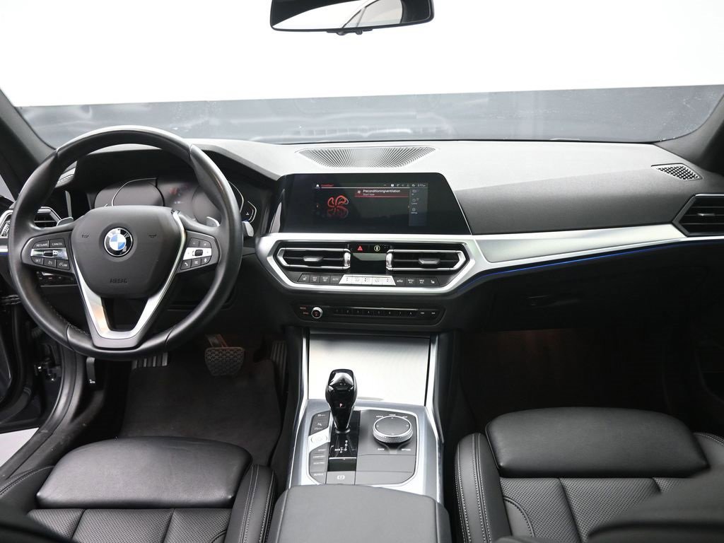 Used 2022 BMW 330i Sedan image 19