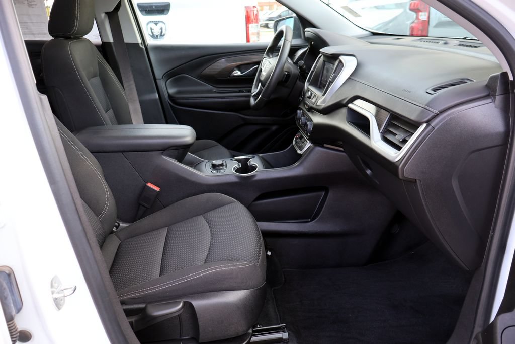 Used 2023 GMC Terrain SLE w/ Driver Convenience Package FWD image 22