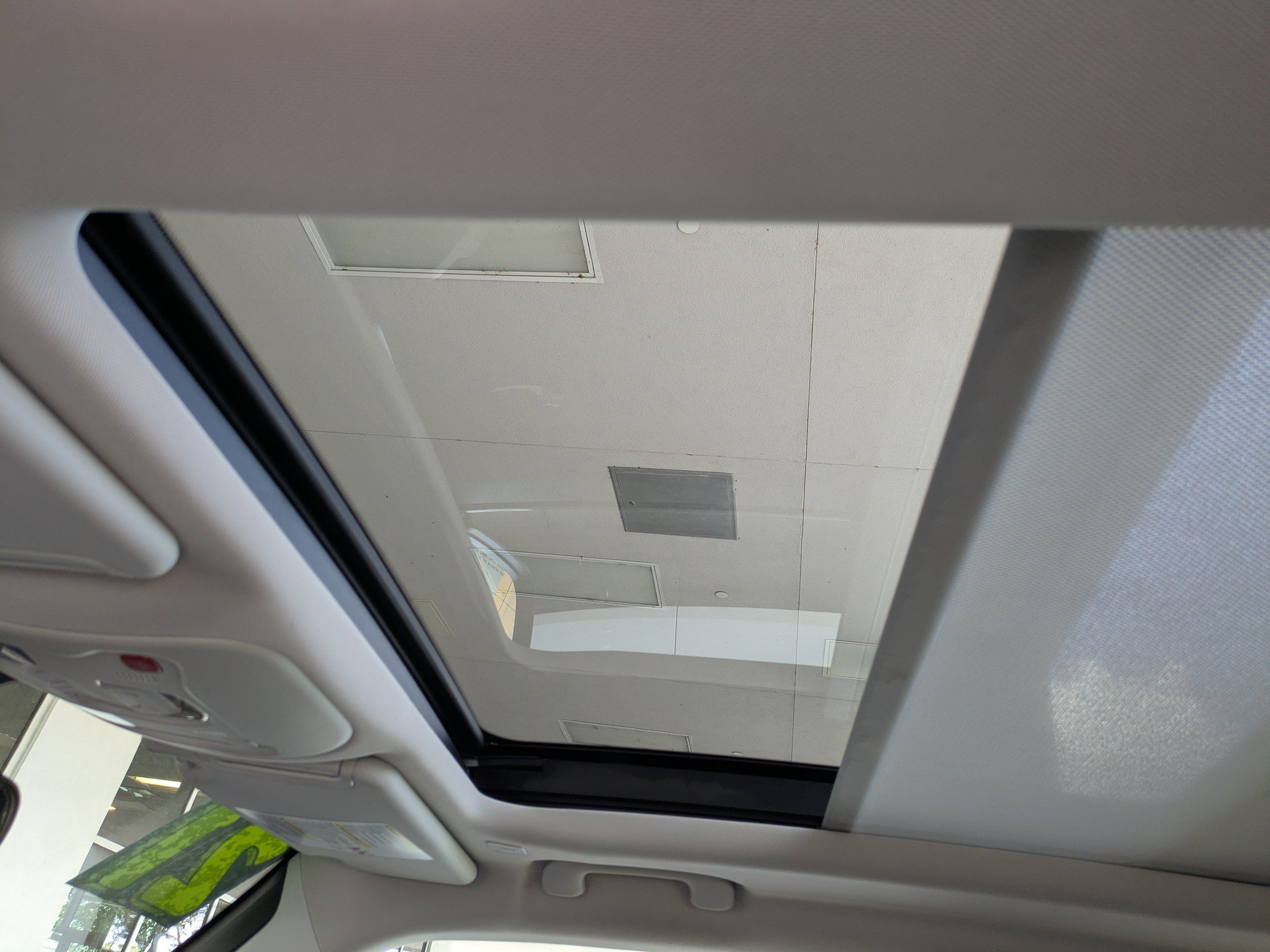 Used 2021 Jeep Renegade Latitude w/ Sun & Sound Group FWD image 20