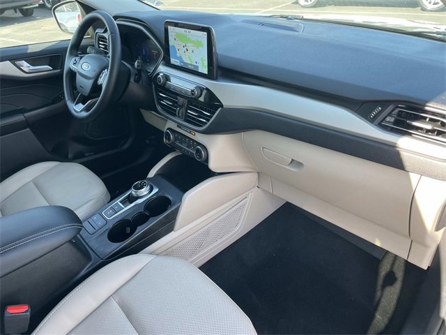 Certified 2022 Ford Escape SEL image 36