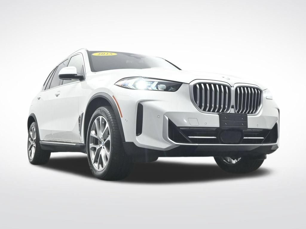 Used 2025 BMW X5 xDrive40i AWD/4WD image 34