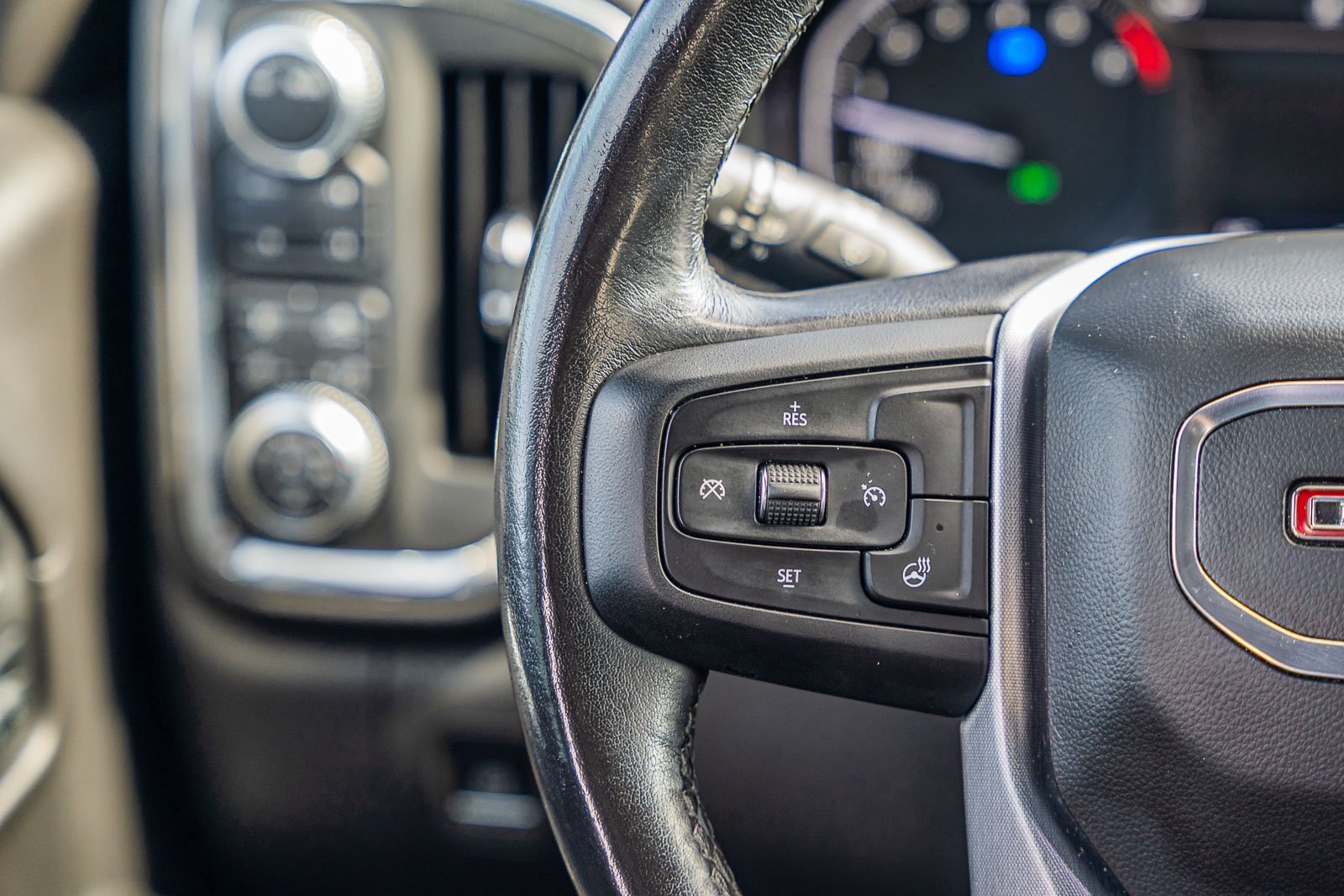 Used 2021 GMC Sierra 1500 SLT w/ SLT Convenience Package image 29