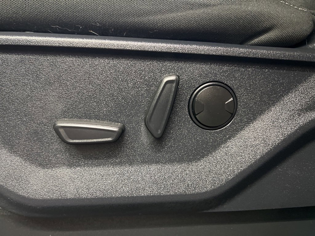 Certified 2023 Ford F150 XLT w/ Equipment Group 302A High image 27