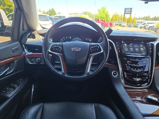 Used 2019 Cadillac Escalade ESV Premium Luxury AWD/4WD image 9