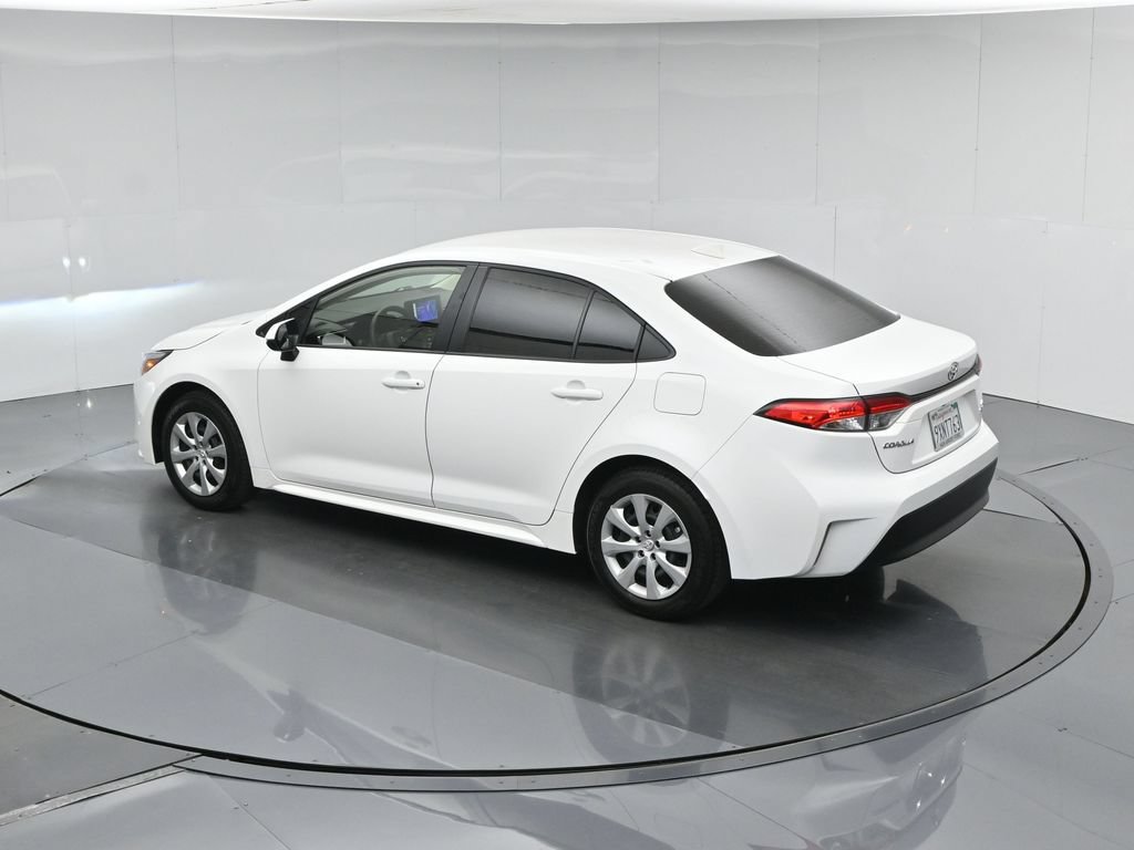 Used 2026 Toyota Corolla LE w/ Carpet Mat Package (TMS) FWD image 41