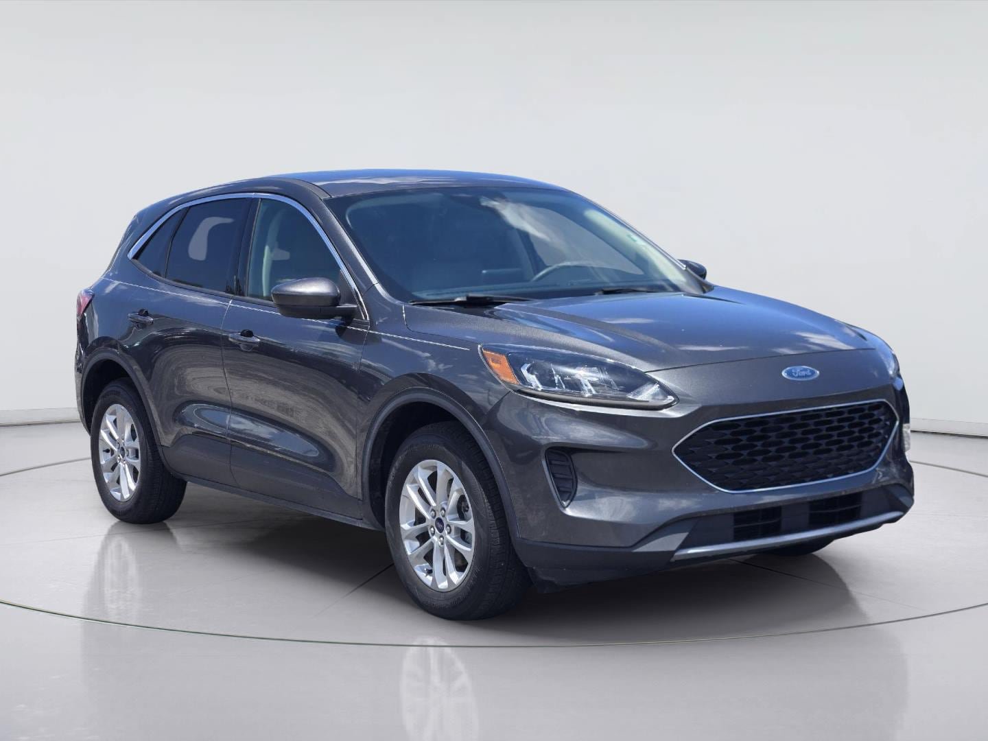 Certified 2020 Ford Escape SE AWD/4WD image 3