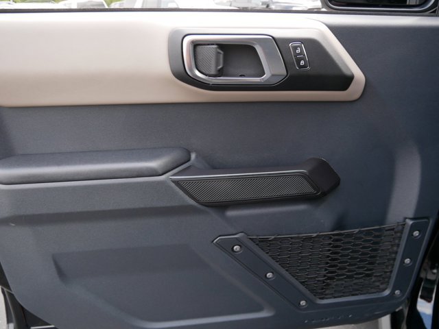 Certified 2024 Ford Bronco Wildtrak AWD/4WD image 9
