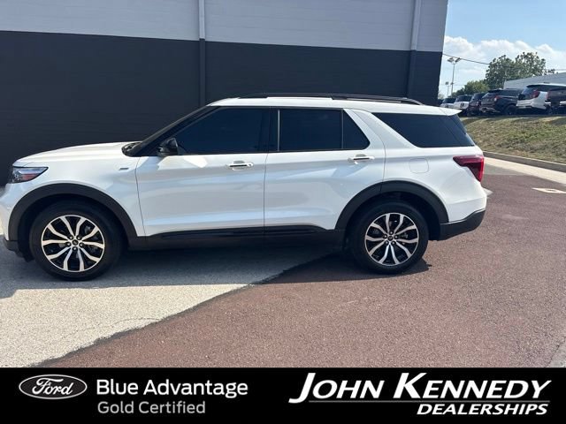 Certified 2024 Ford Explorer ST-Line w/ Class IV Trailer Tow Package AWD/4WD image 2
