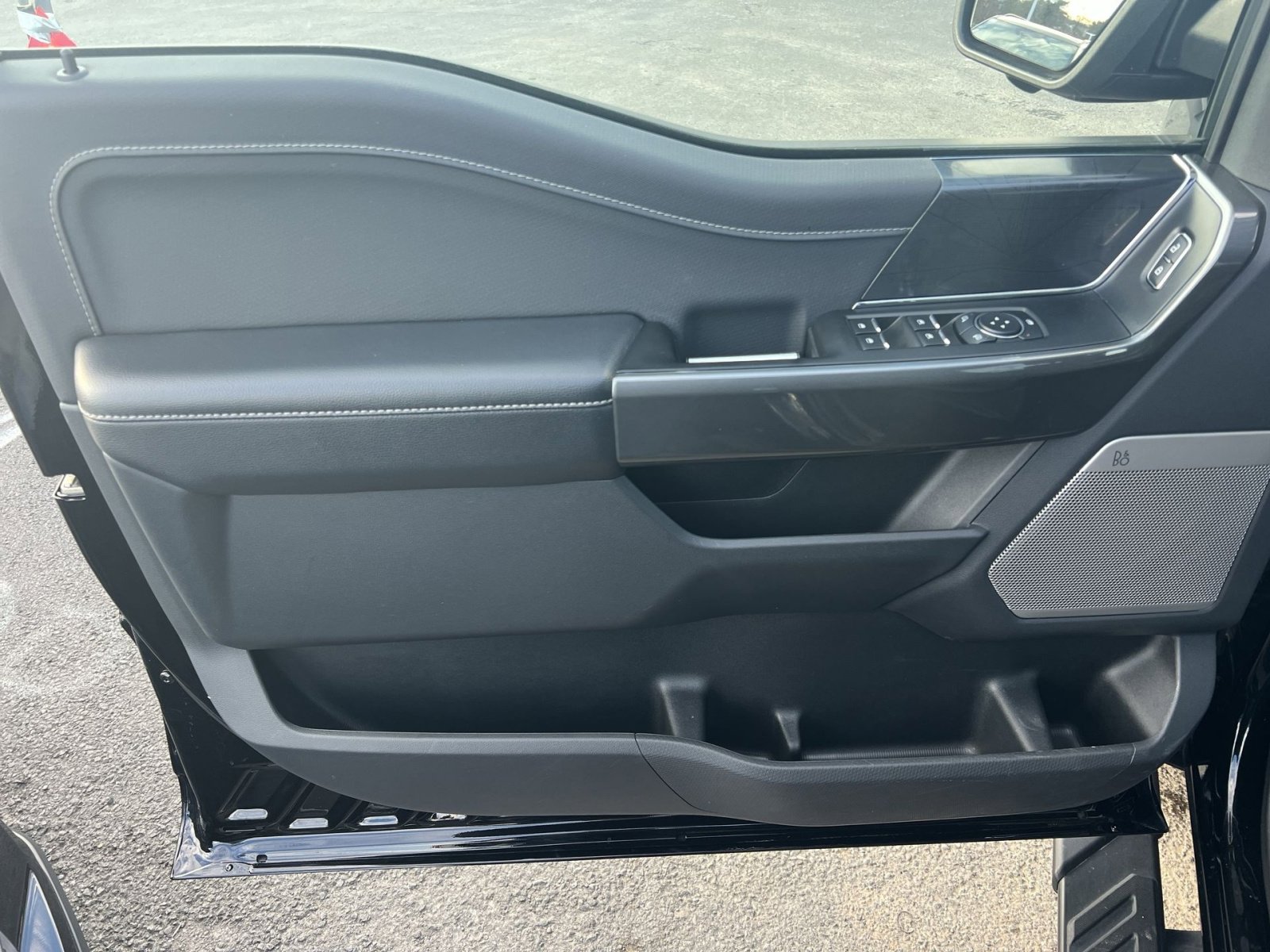 Certified 2023 Ford F150 XLT w/ Equipment Group 302A High image 23