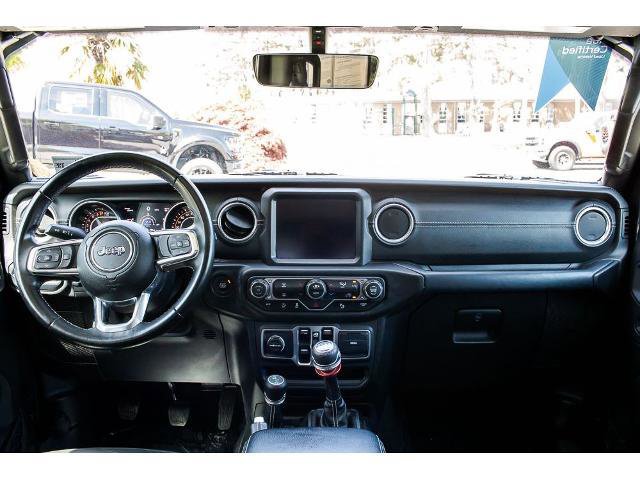 Used 2018 Jeep Wrangler Unlimited Sahara w/ Dual Top Group AWD/4WD image 12