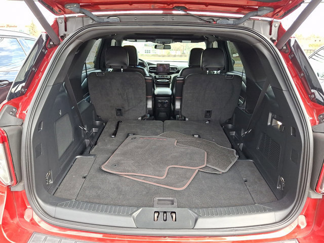 Certified 2023 Ford Explorer ST-Line w/ Class IV Trailer Tow Package image 33