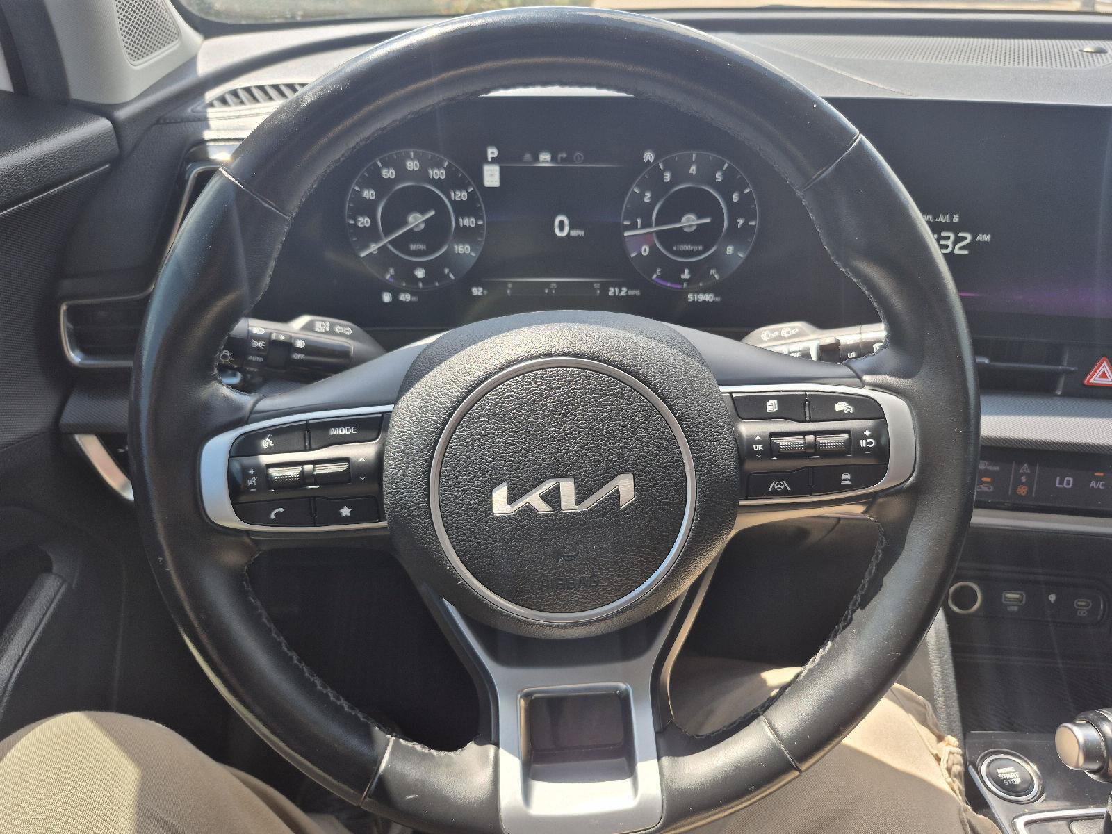 Used 2023 Kia Sportage SX AWD/4WD image 7