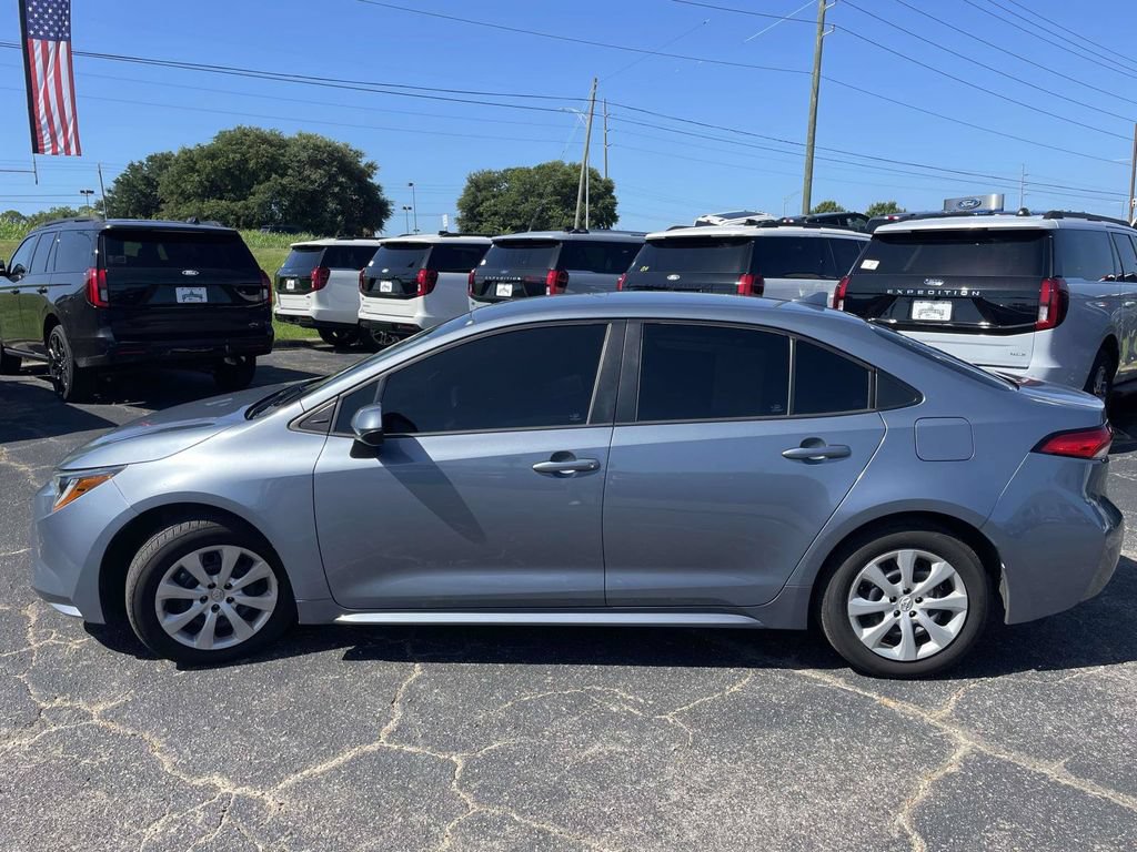 Used 2020 Toyota Corolla LE FWD image 6