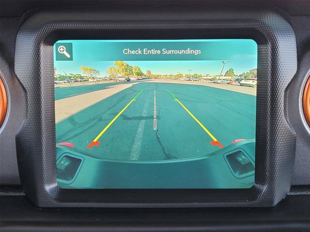 Used 2022 Jeep Gladiator Mojave w/ LED Lighting Group AWD/4WD image 13
