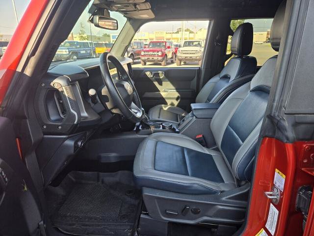 Certified 2022 Ford Bronco Outer Banks w/ Sasquatch Package AWD/4WD image 13