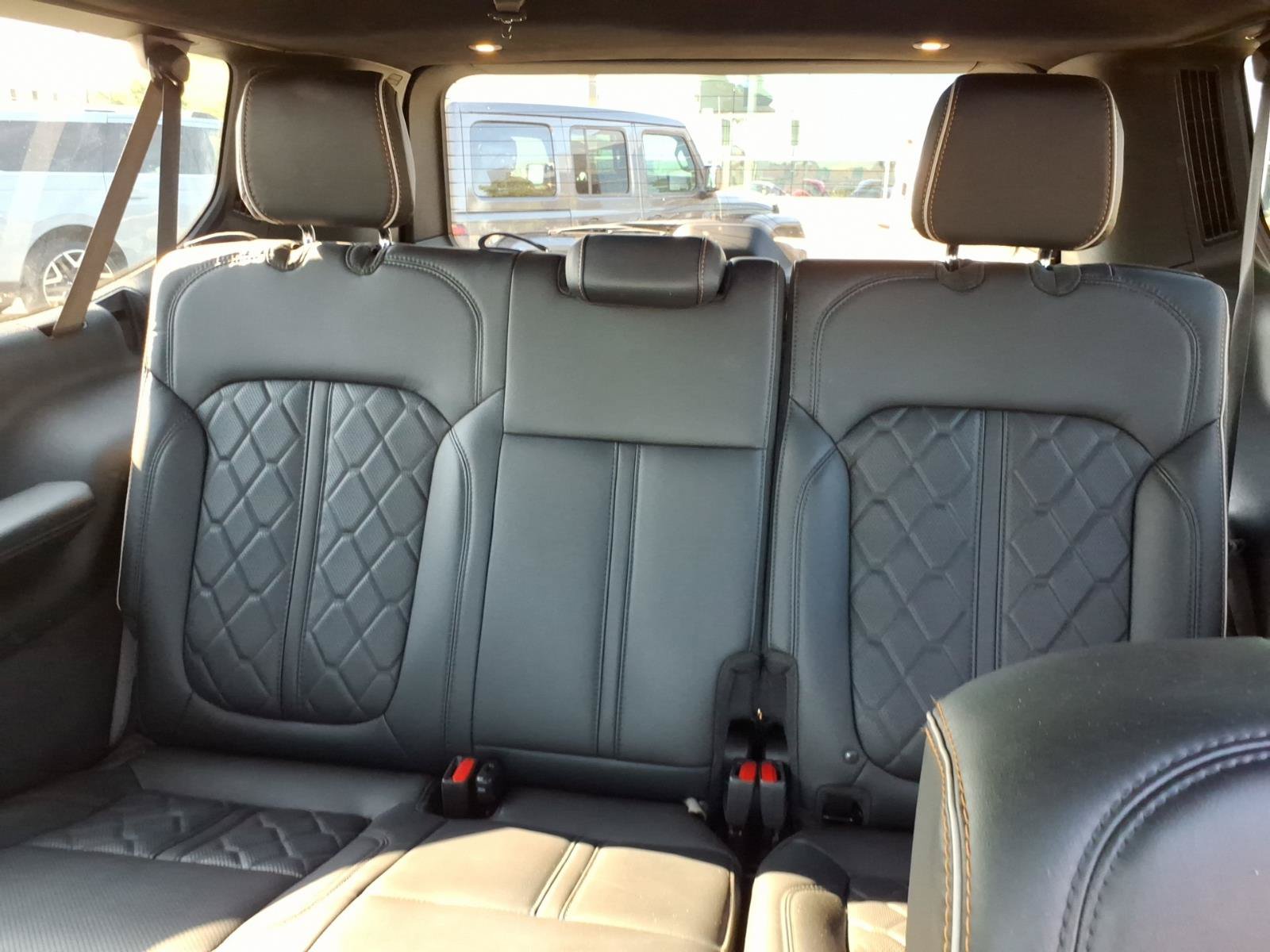 Used 2024 Jeep Grand Wagoneer L Series III w/ Quick Order Packagew 28T AWD/4WD image 14