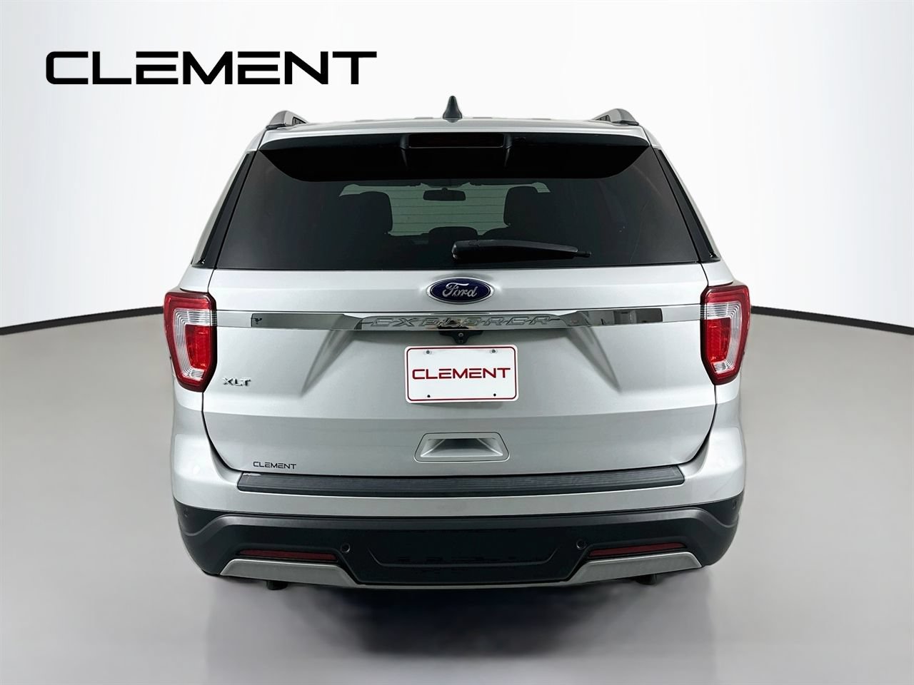 Certified 2019 Ford Explorer XLT FWD image 8