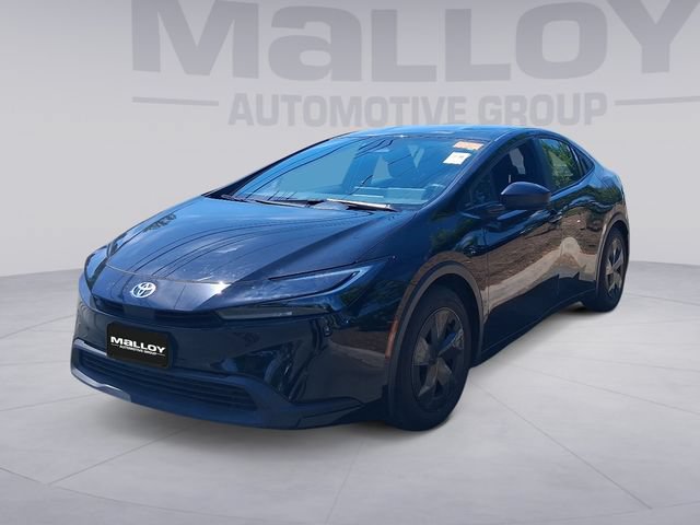 Used 2025 Toyota Prius LE FWD image 1