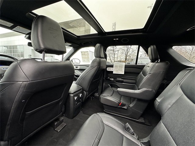 Certified 2023 Ford Explorer ST w/ Equipment Group 401A image 18