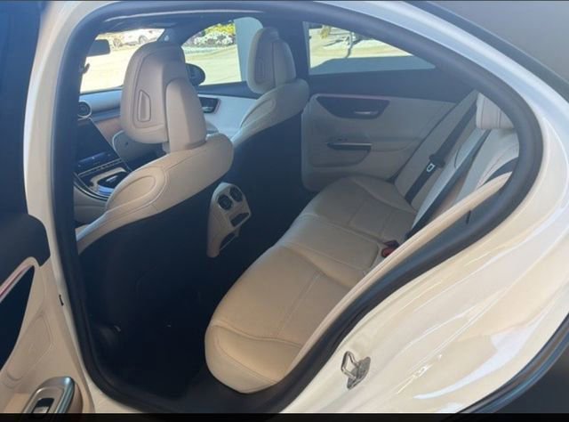 Used 2024 Mercedes-Benz C 300 Sedan image 6