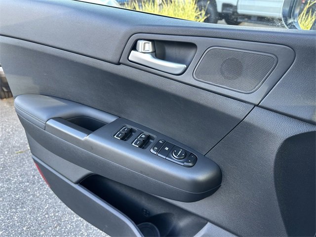 Used 2020 Kia Sportage LX image 31