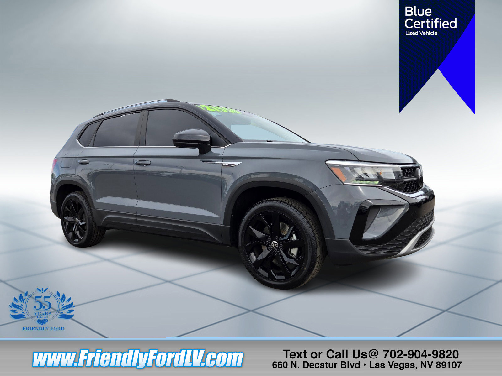 Used 2023 Volkswagen Taos SE w/ Panoramic Sunroof Package FWD image 5