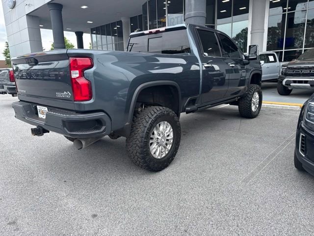 Used 2020 Chevrolet Silverado 2500 High Country w/ Technology Package AWD/4WD image 3