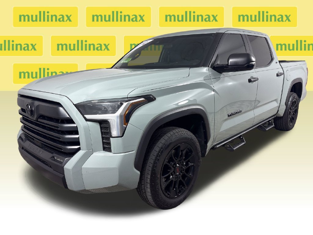 Used 2025 Toyota Tundra SR5 w/ SR5 Convenience Package AWD/4WD image 14
