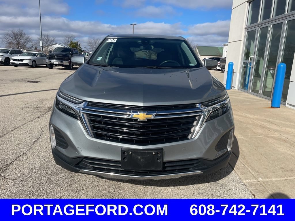 Used 2024 Chevrolet Equinox LT AWD/4WD image 3