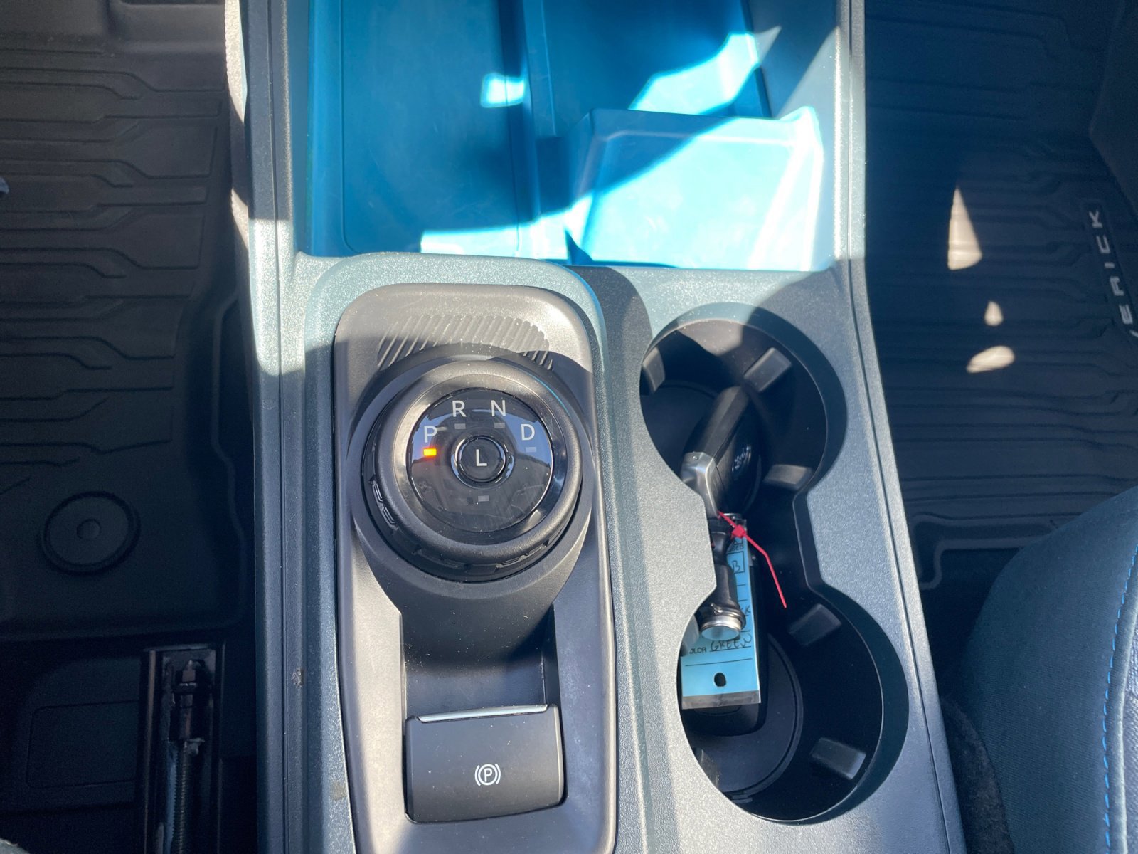 Certified 2025 Ford Maverick XLT w/ XLT Luxury Package image 25