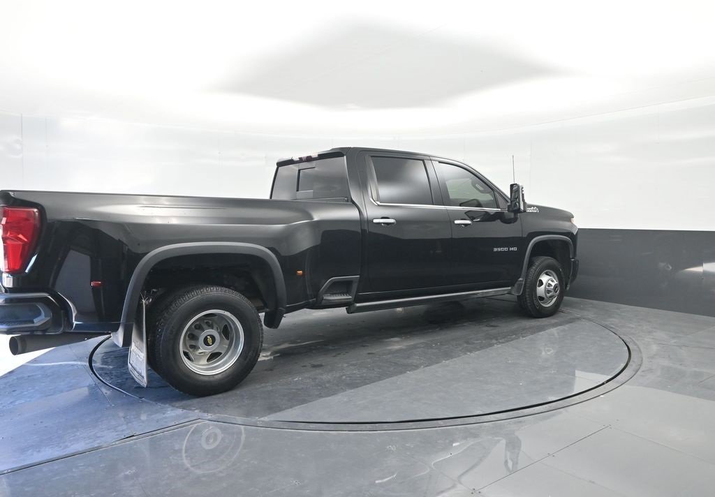 Used 2023 Chevrolet Silverado 3500 High Country image 6