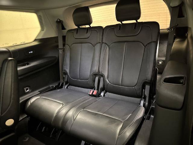 Used 2022 Jeep Grand Cherokee L Limited AWD/4WD image 31