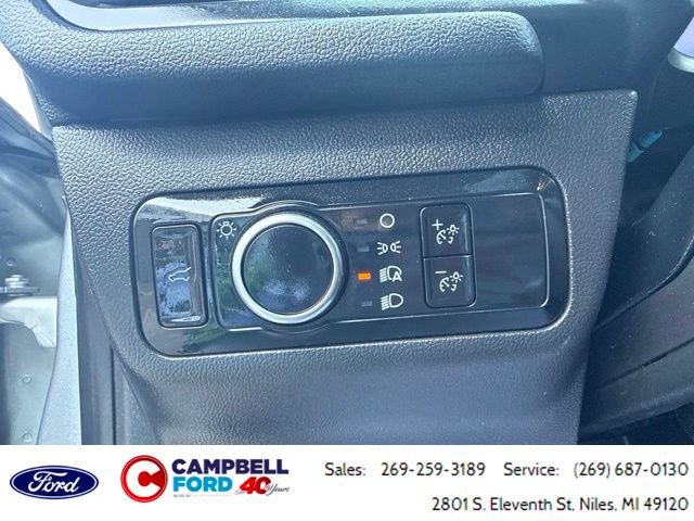 Certified 2024 Ford Escape ST-Line w/ Tech Pack #1 AWD/4WD image 13