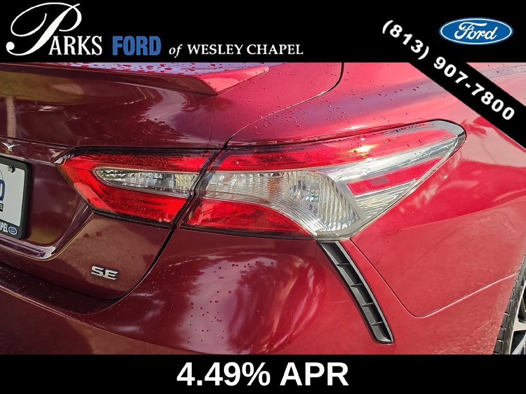 Used 2018 Toyota Camry SE w/ Moonroof Package FWD image 8