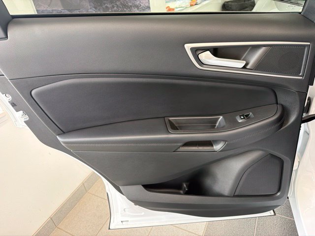 Certified 2023 Ford Edge SEL w/ Convenience Package AWD/4WD image 13