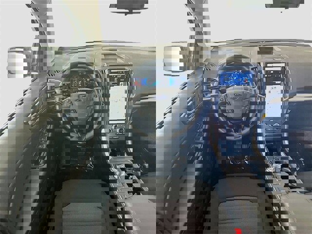 Certified 2024 Ford Edge SE image 20