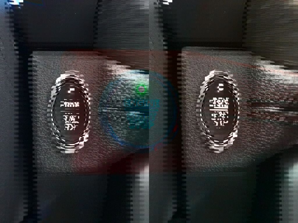 Certified 2024 Ford Expedition Limited image 18