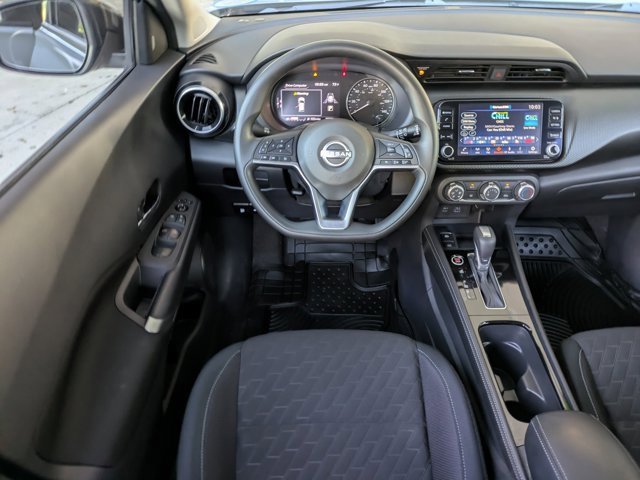 Used 2024 Nissan Kicks SV image 13