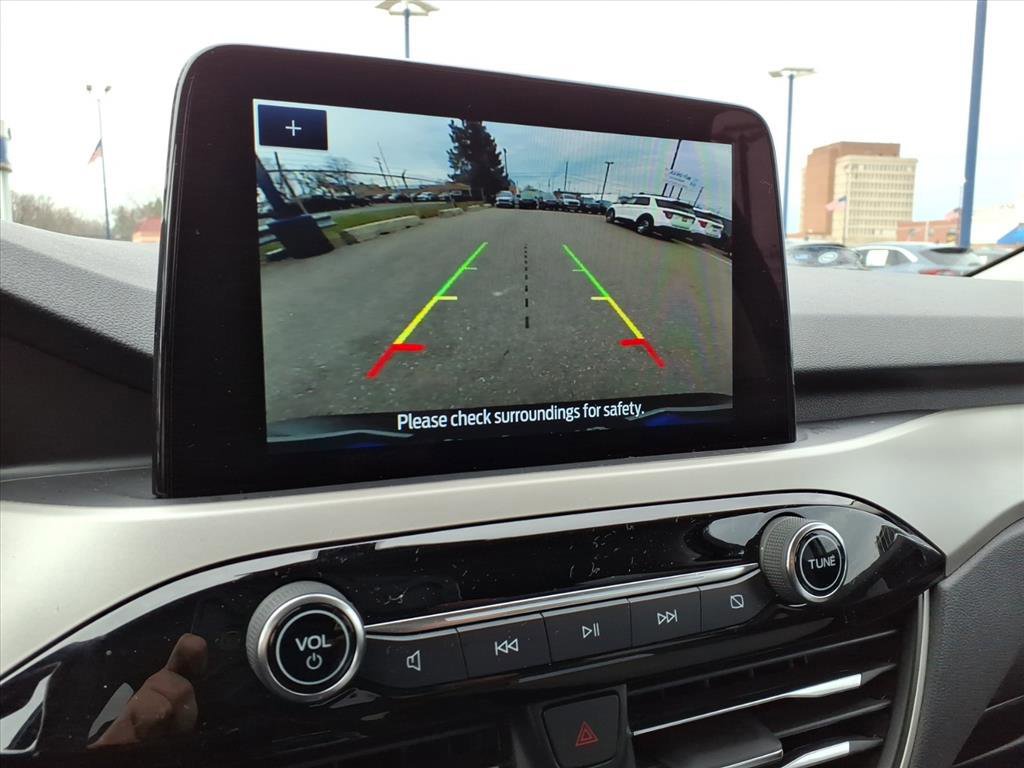 Certified 2022 Ford Escape SE w/ Cold Weather Package image 20