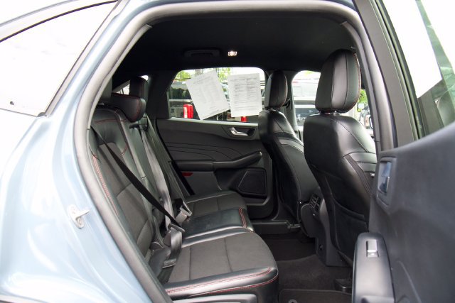 Certified 2025 Ford Escape ST-Line FWD image 23