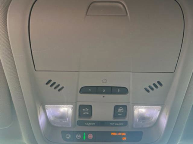 Used 2019 GMC Terrain SLT w/ Preferred Package image 20