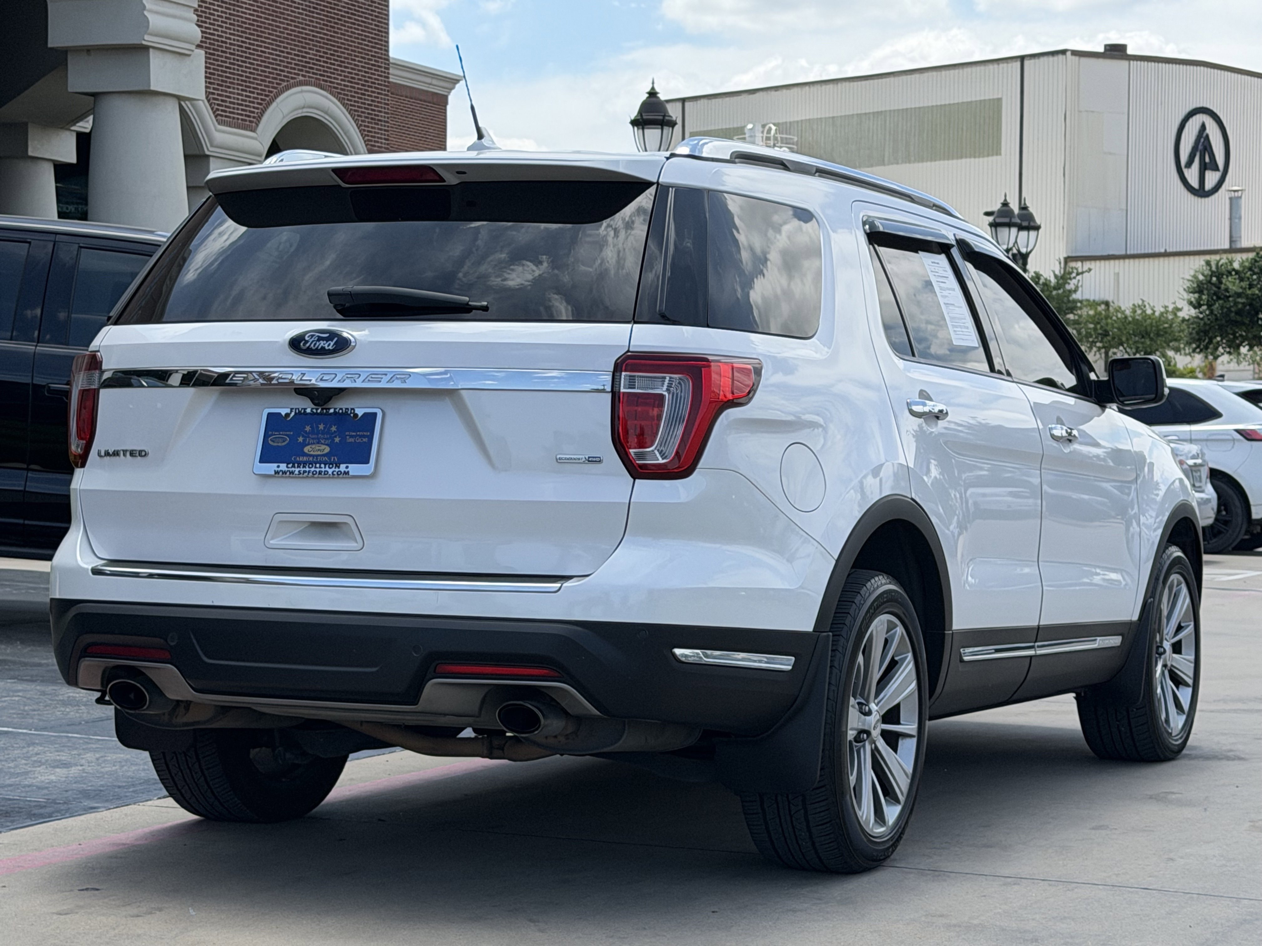 Certified 2019 Ford Explorer Limited w/ Ford Safe & Smart Package AWD/4WD image 4