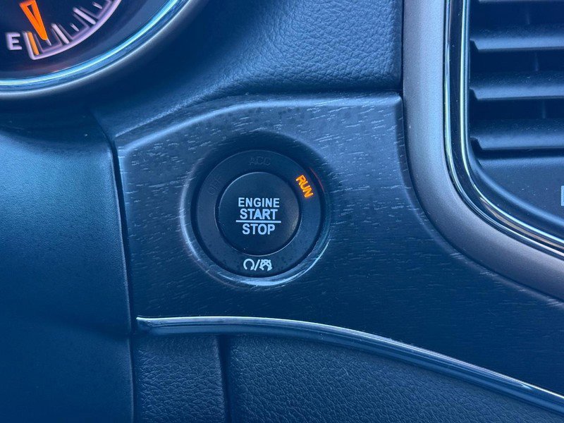 Used 2017 Jeep Grand Cherokee Limited w/ Trailer Tow Group IV image 20