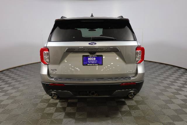 Certified 2023 Ford Explorer XLT w/ Equipment Group 202A AWD/4WD image 7