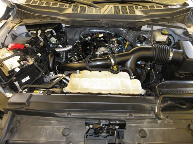 Certified 2021 Ford F150 XLT w/ Equipment Group 302A High image 27