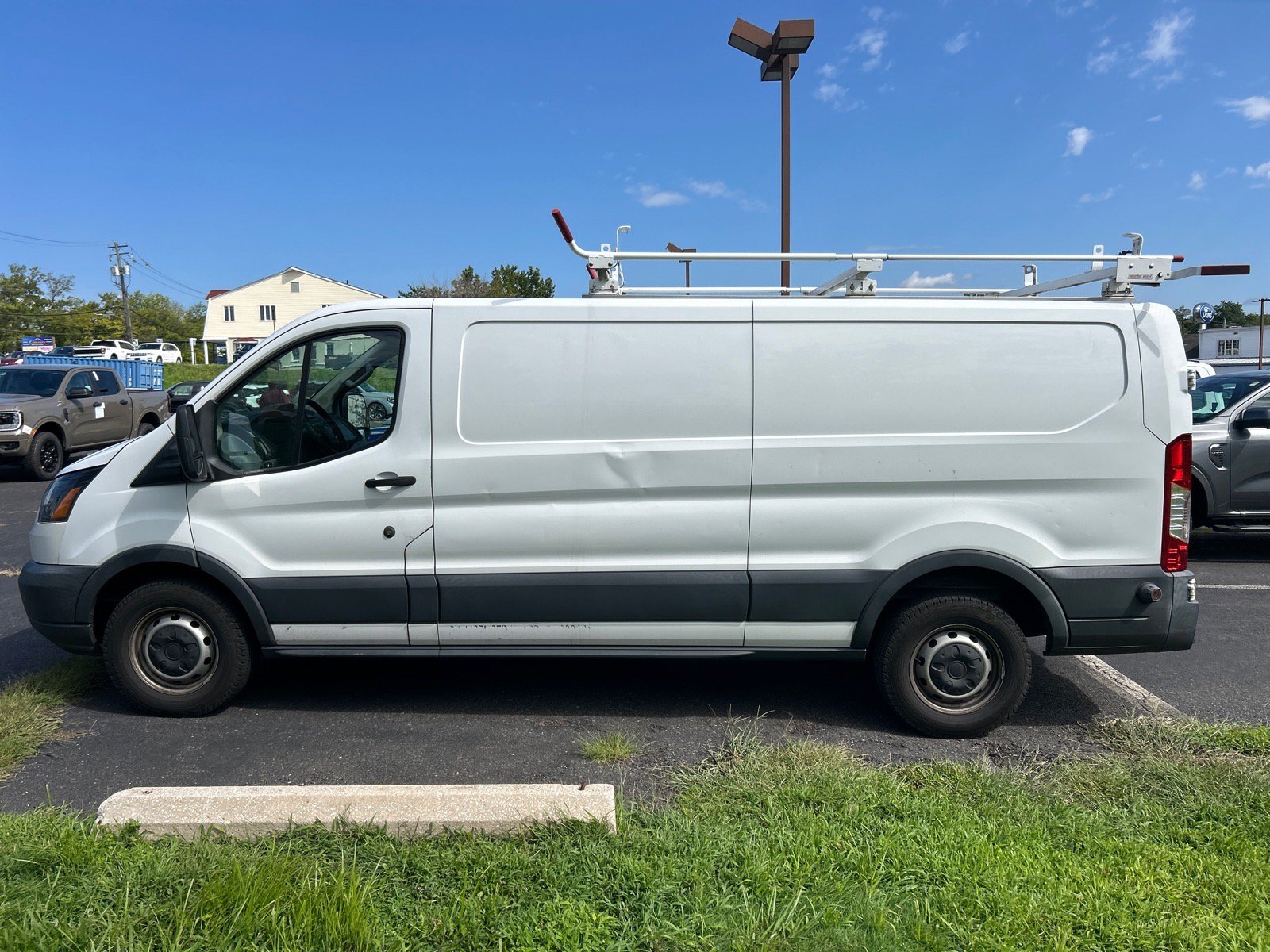 Certified 2018 Ford Transit 250 148 Low Roof RWD image 8