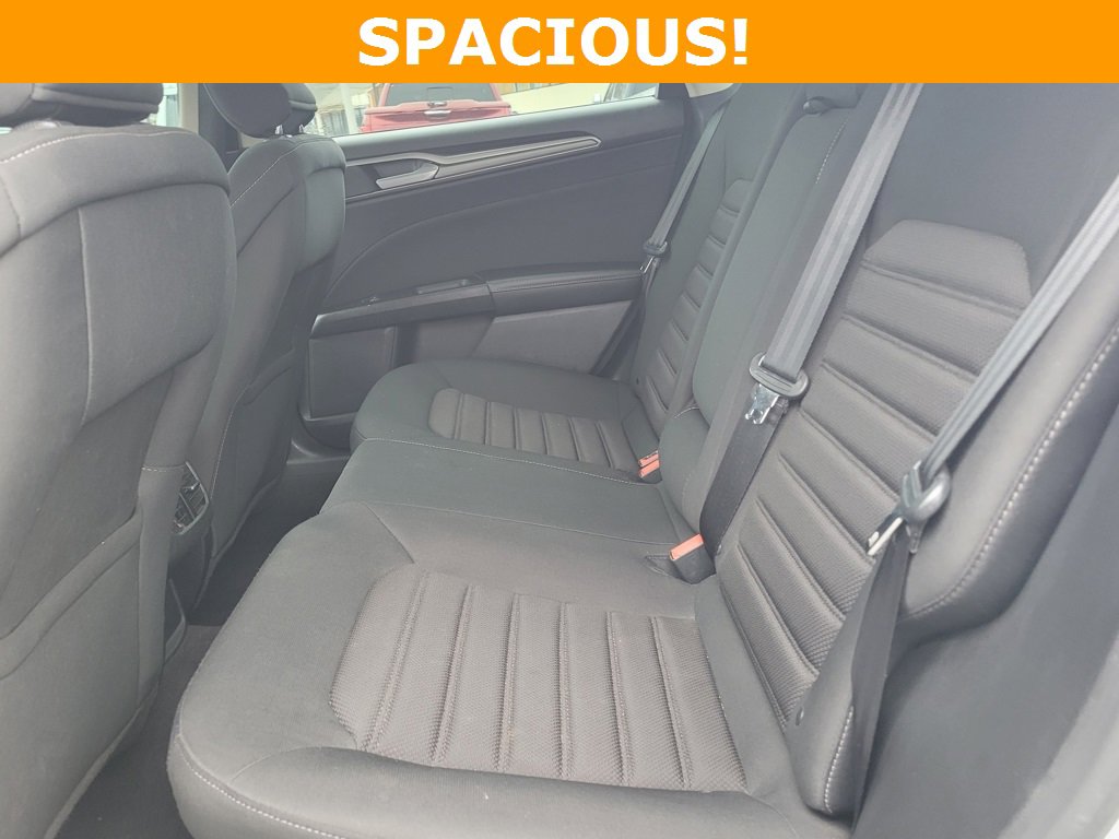 Certified 2019 Ford Fusion SE image 12