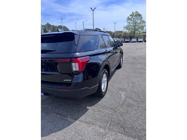 Certified 2025 Ford Explorer Active image 5