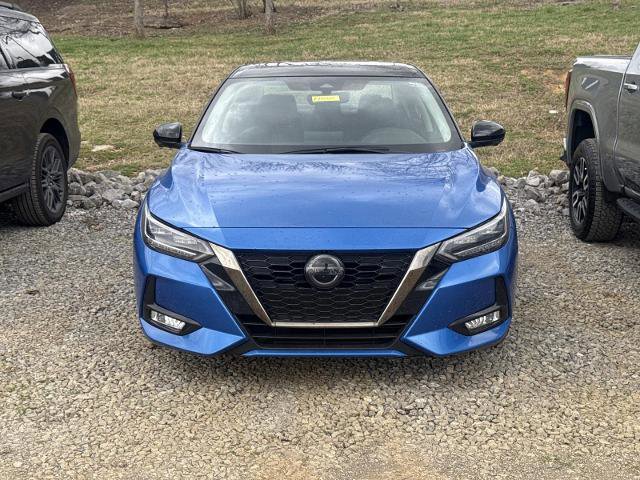Used 2023 Nissan Sentra SR w/ SR Premium Package image 2